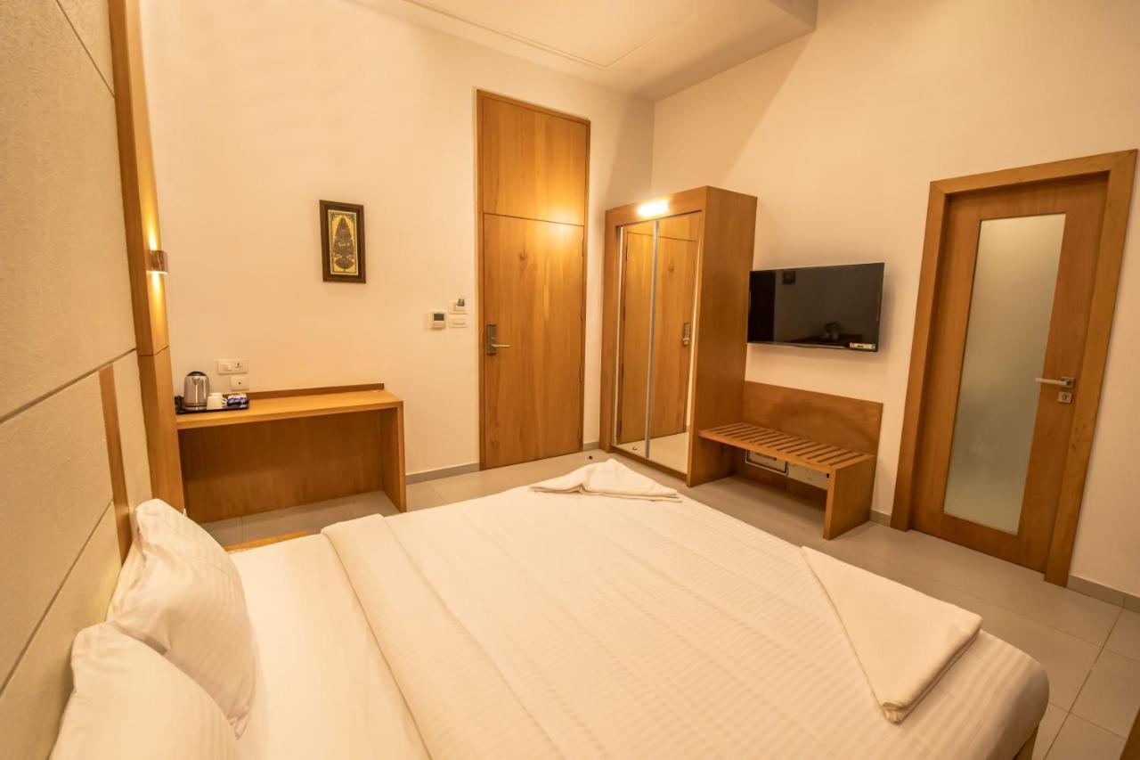 Hotel Rathna Residency - Near Us Consulate Chennai Esterno foto