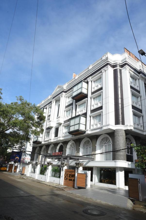 Hotel Rathna Residency - Near Us Consulate Chennai Esterno foto
