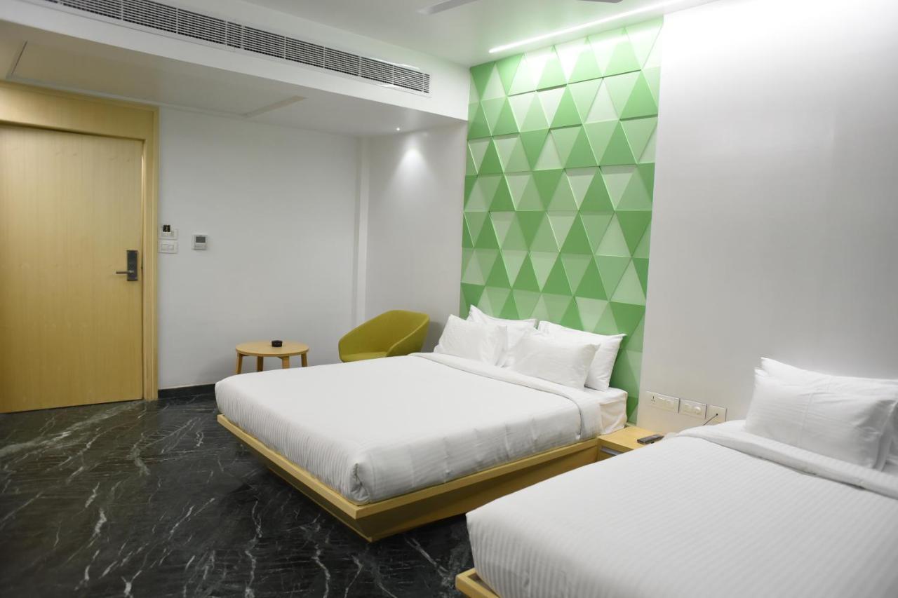 Hotel Rathna Residency - Near Us Consulate Chennai Esterno foto